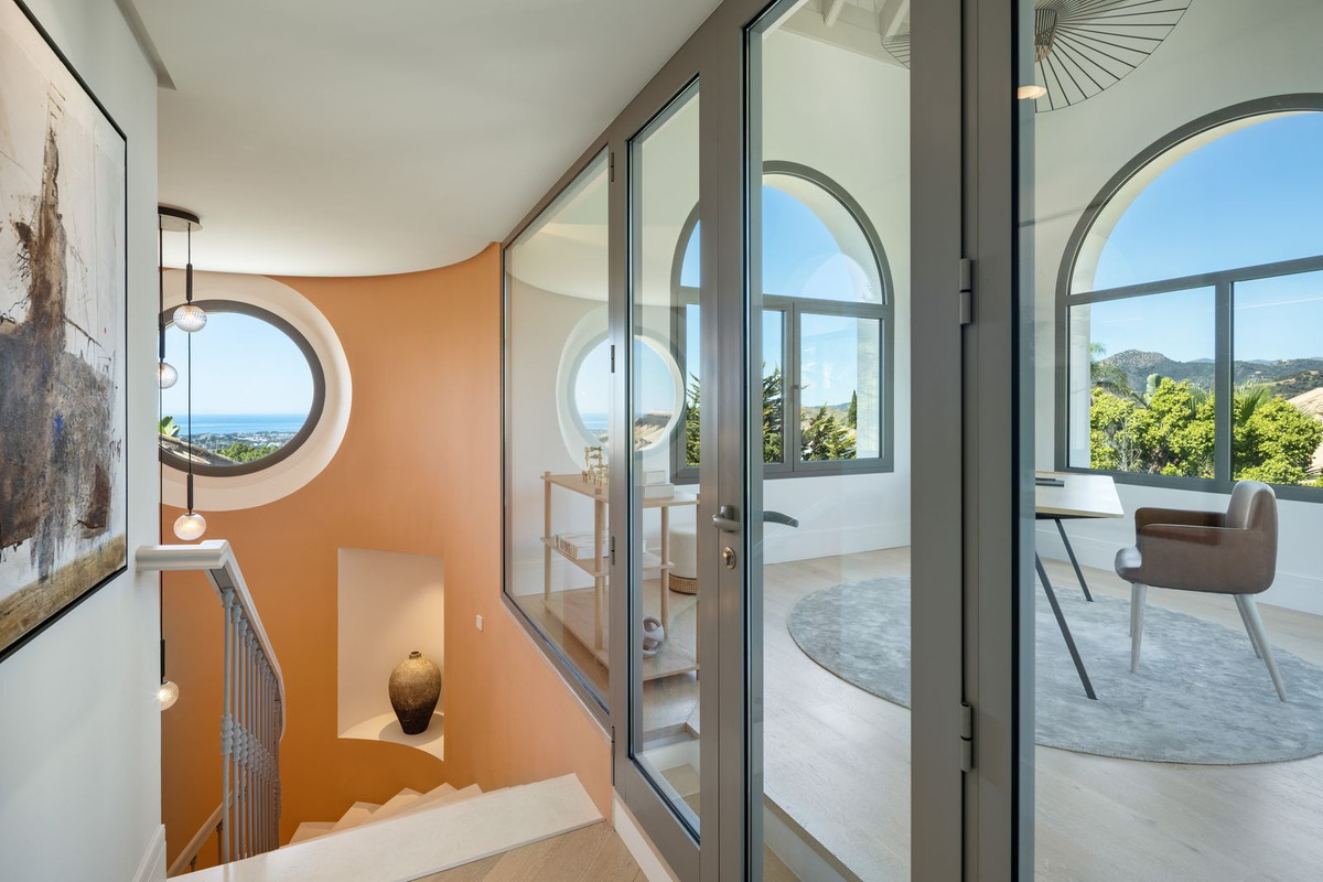 7 Bedroom Villa in Benahavís - Foto 16