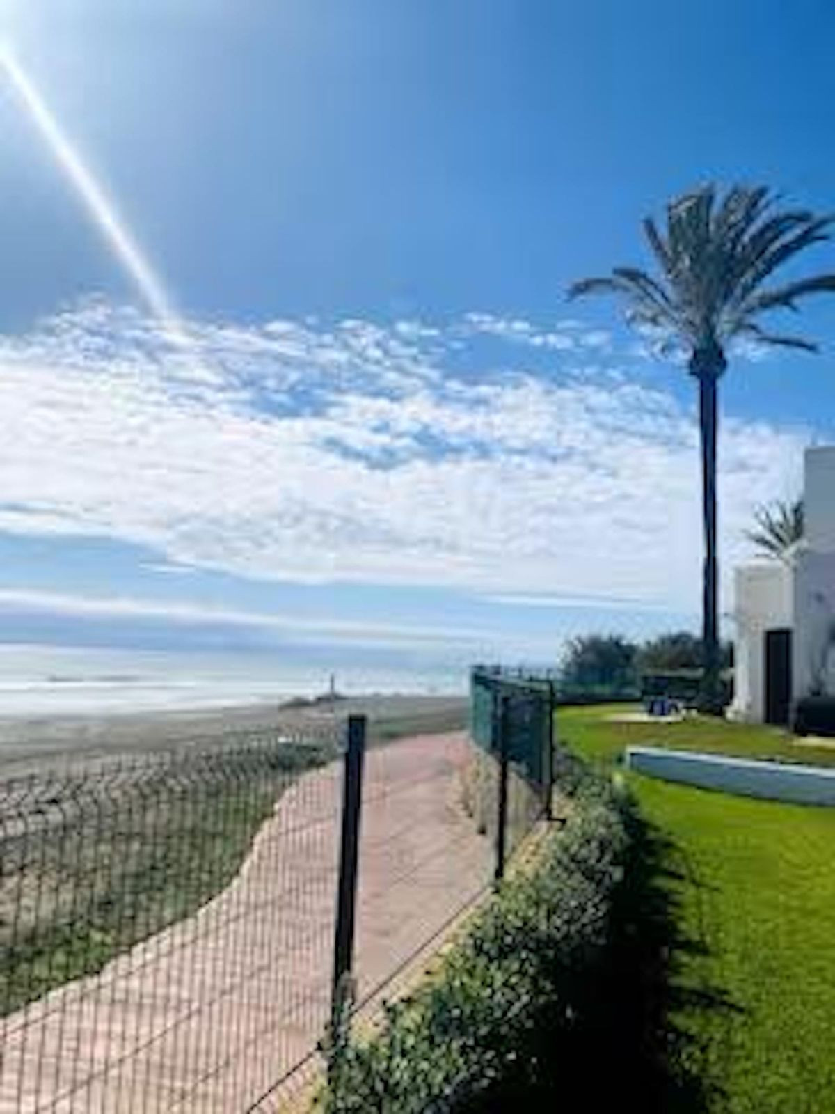 2 Bedroom Apartment in Estepona - Photo 16