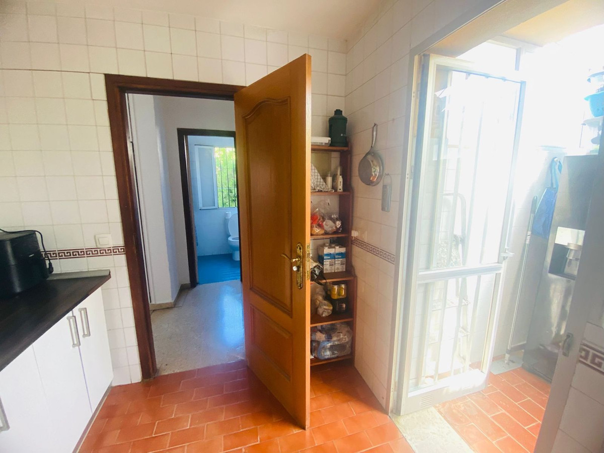 3 Bedroom Townhouse in Estepona - Foto 15