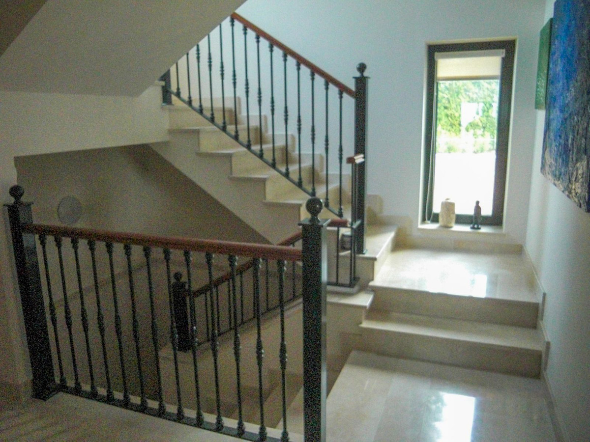 4 Bedroom Villa in Arcos de la Frontera - Photo 10