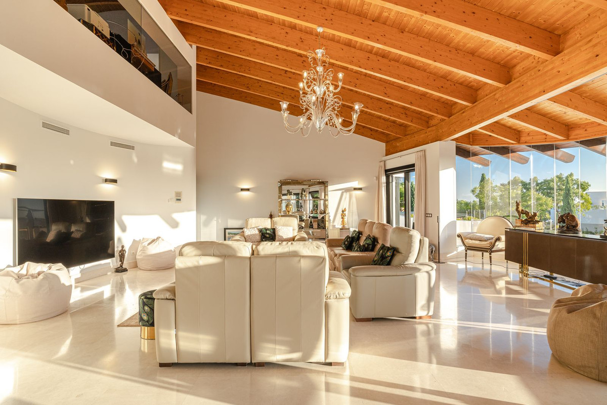 8 Bedroom Villa in Benahavís - Foto 3