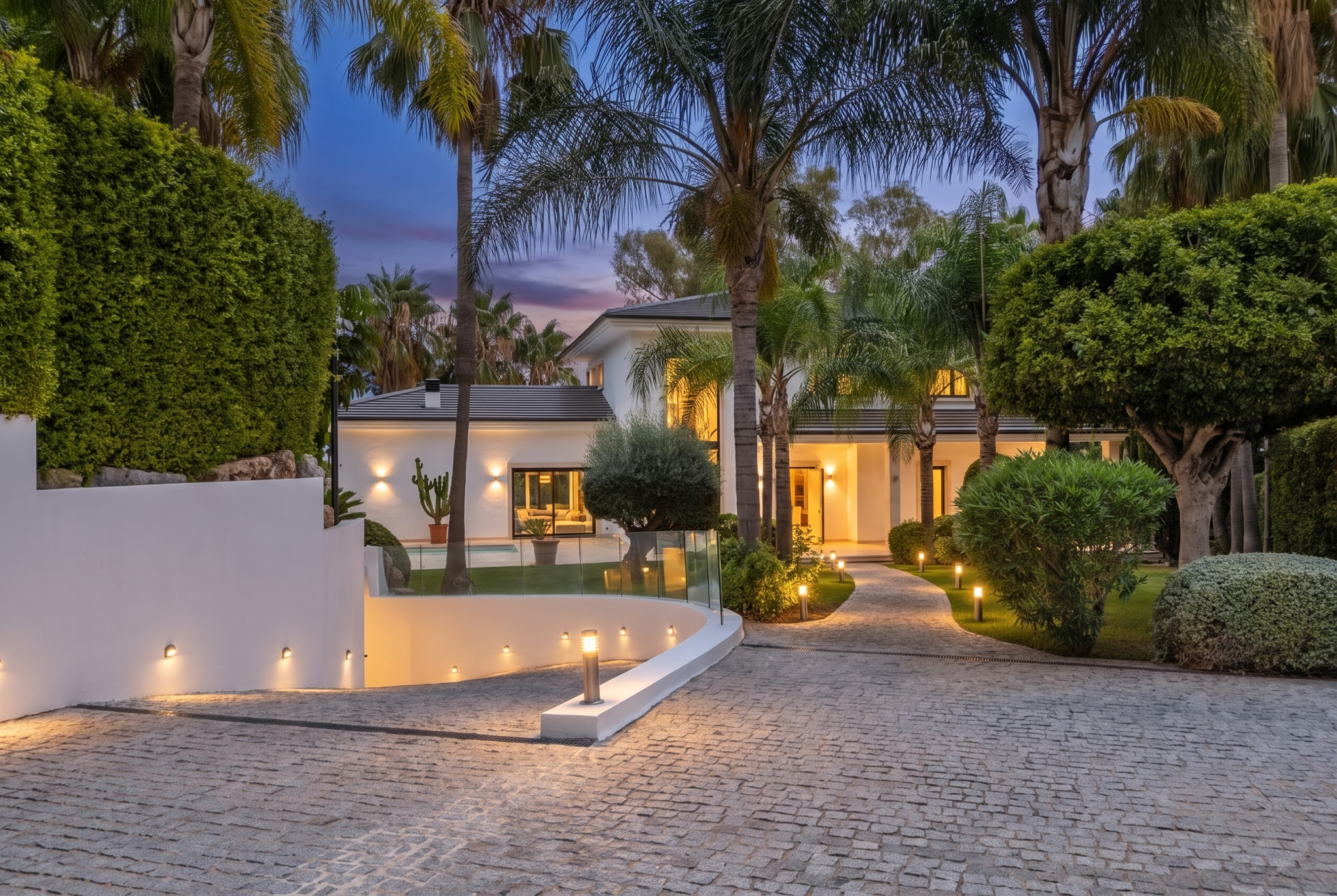 5 Bedroom Villa in Marbella - Photo 25