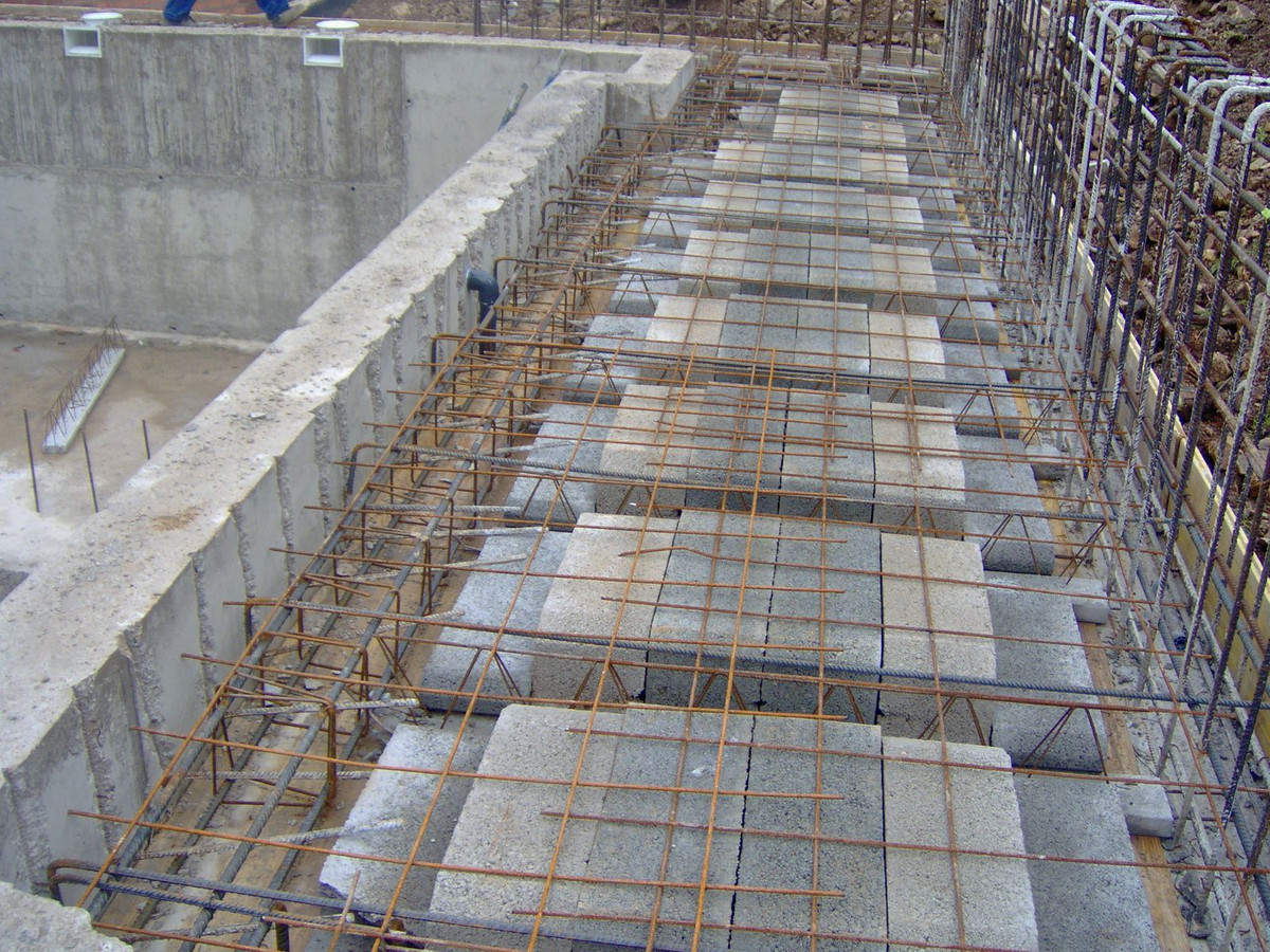 Espaço comercial com piscina em Huelva, Espanha – Foto 20