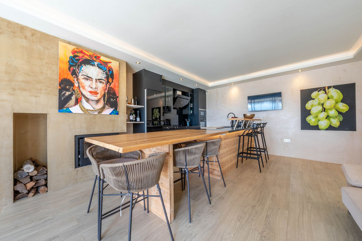 2 Bedroom Villa in Marbella - Photo 52