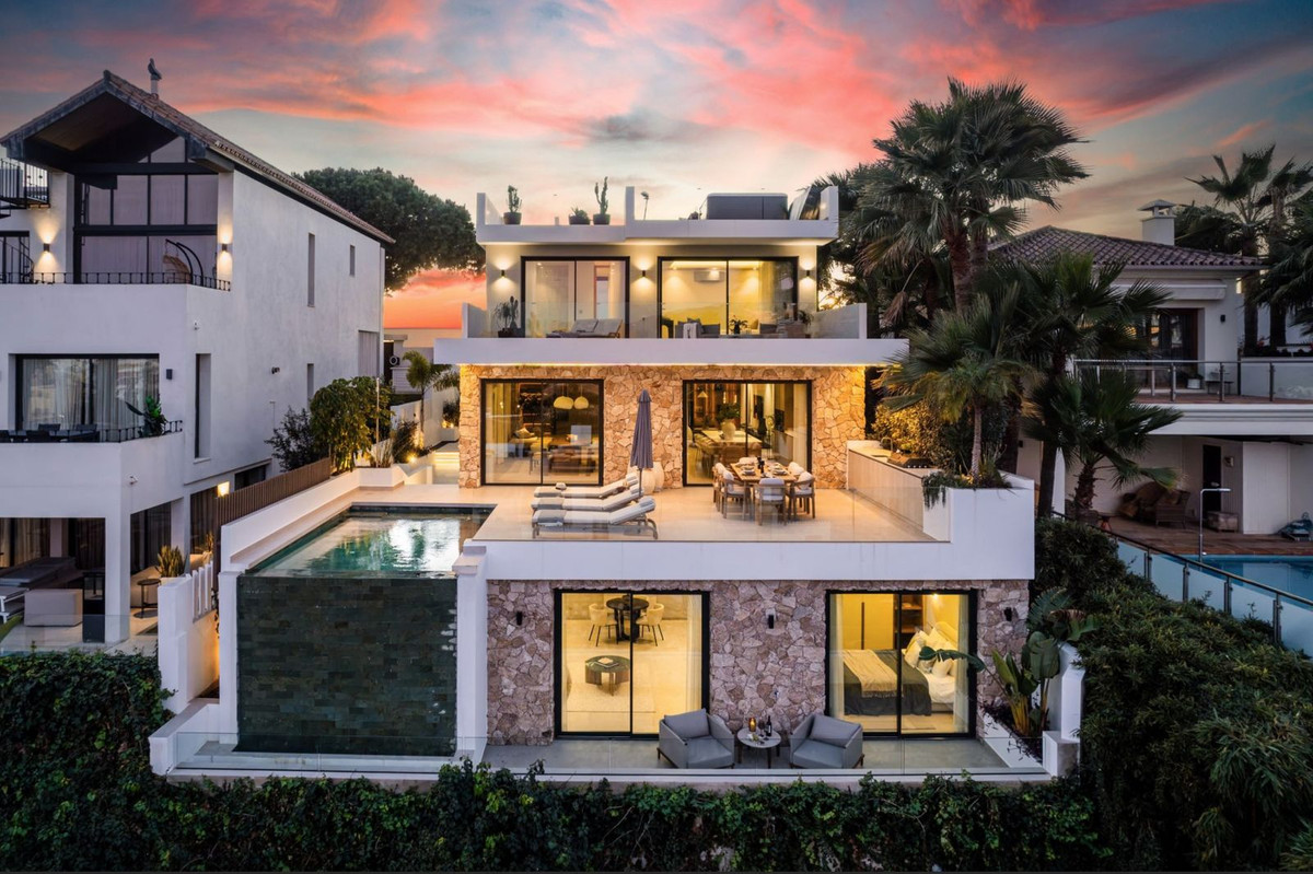 5 Bedroom Villa in Marbella