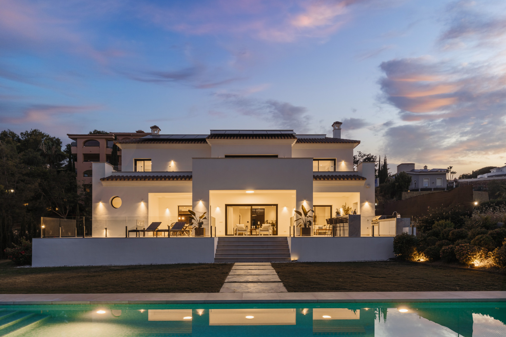 5 Bedroom Villa in Marbella - Photo 13