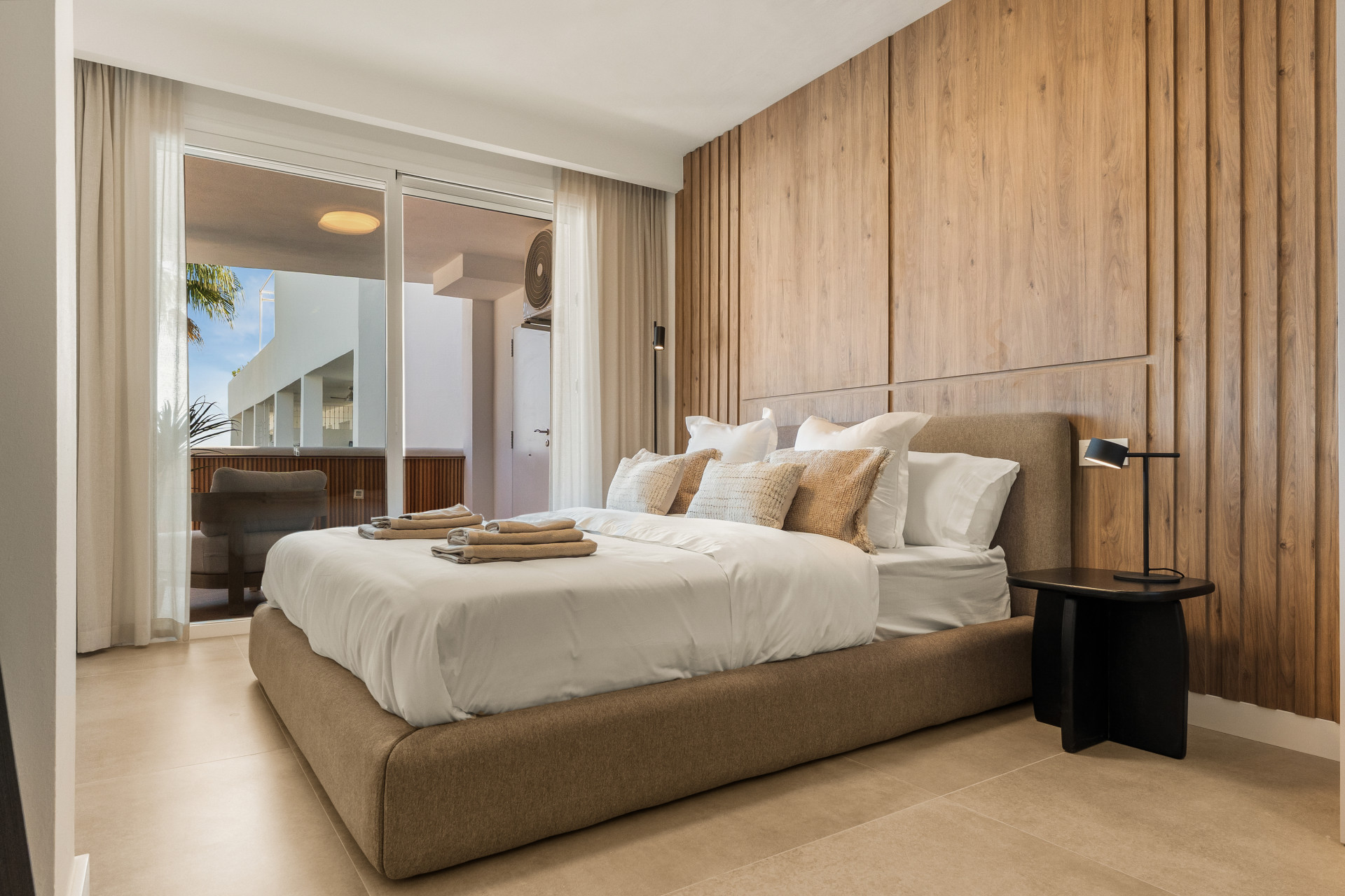 2 Bedroom Apartment in Marbella - Photo 27