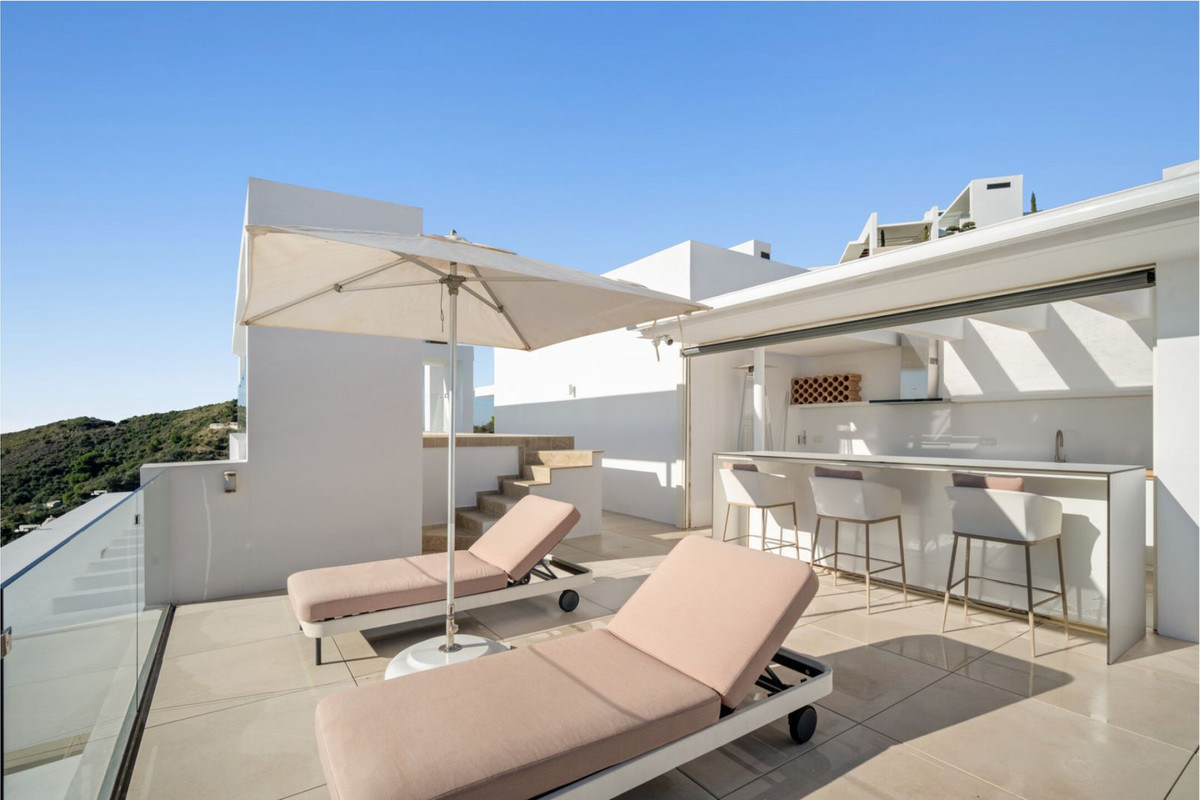 Piso de 3 dormitorios con piscina en Málaga – Foto 7