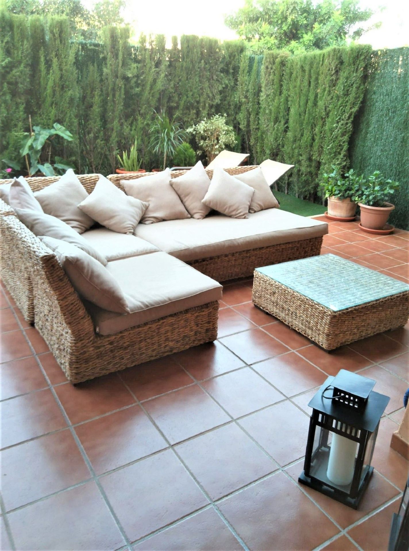 2 Bedroom Apartment in Estepona - Photo 2