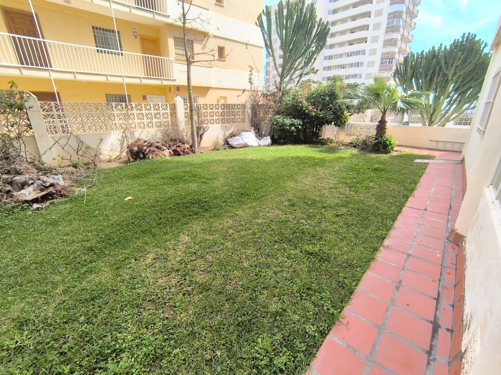 4 Bedroom Penthouse in Fuengirola - Photo 29