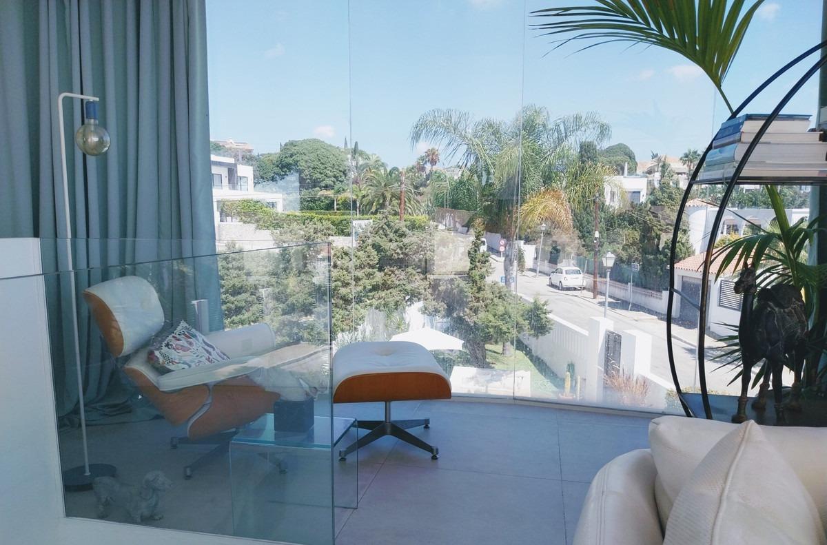 3 Bedroom Villa in Marbella - Photo 9