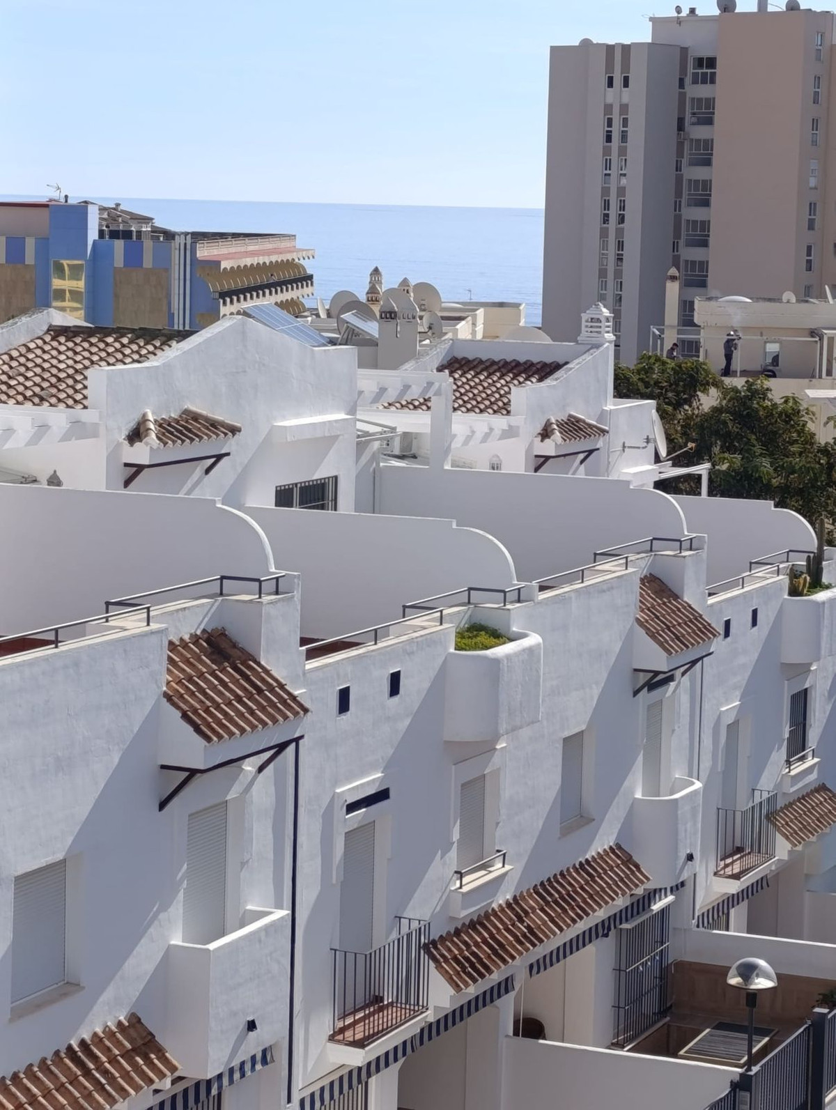 3 Bedroom Townhouse in Fuengirola - Photo 3