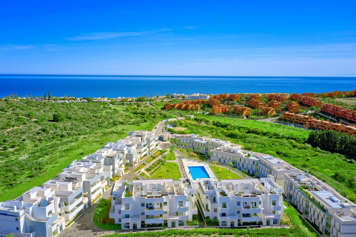3 Bedroom Apartment in Estepona