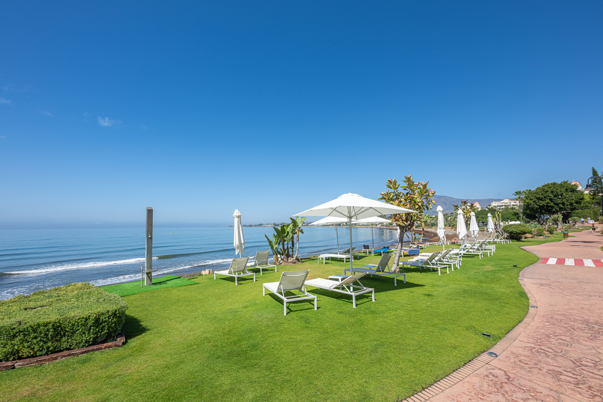 3 Bedroom Apartment in Estepona - Photo 15