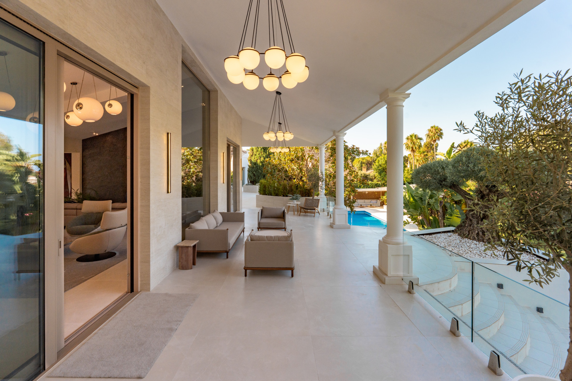 6 Bedroom Villa in San Pedro de Alcántara - Photo 36