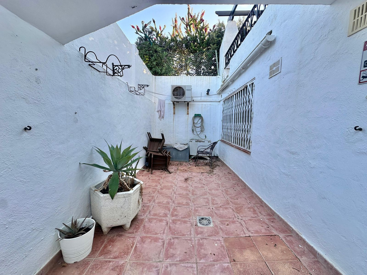 3 Bedroom Apartment in Mijas - Photo 12