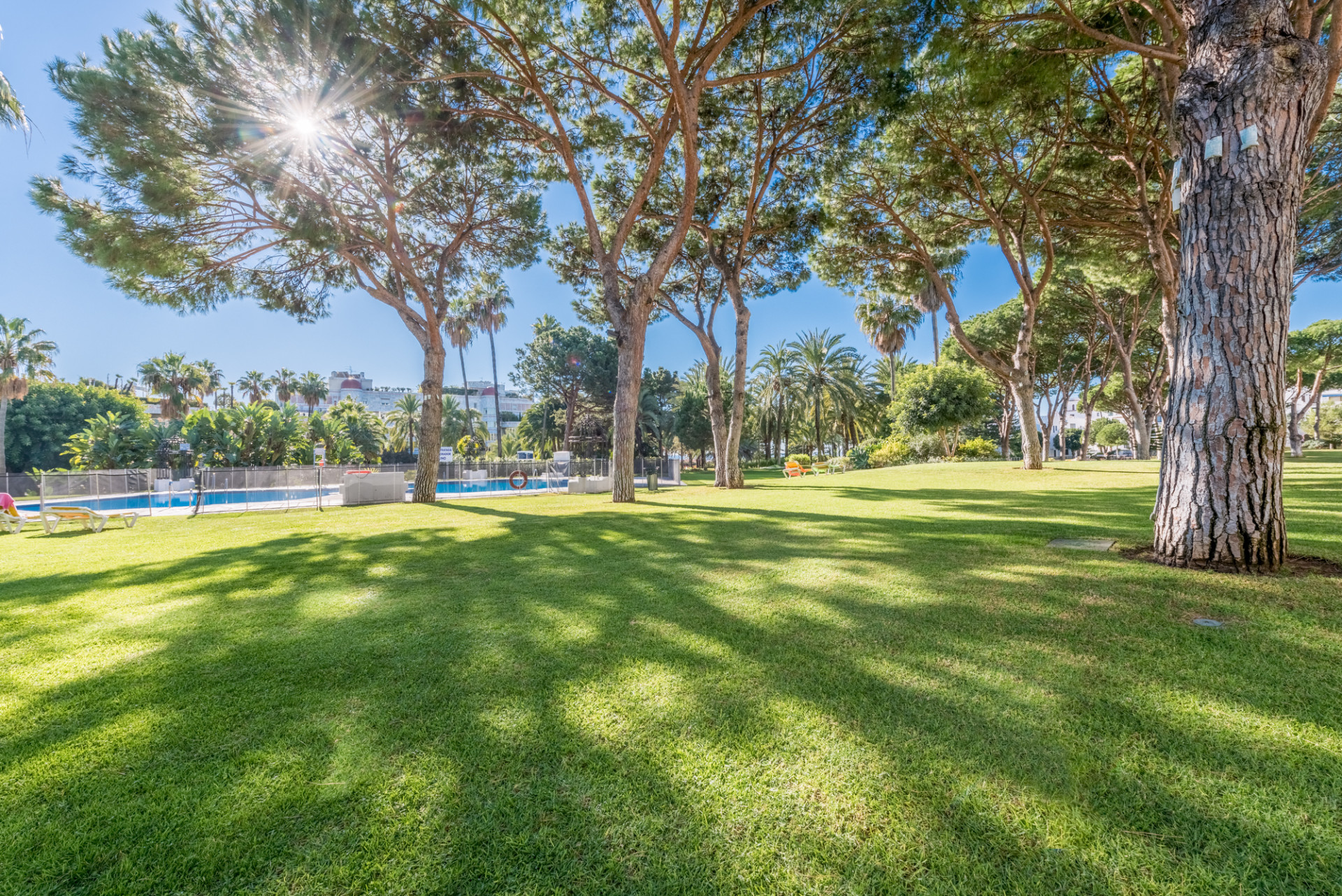 2 Bedroom Apartment in Marbella - Photo 29