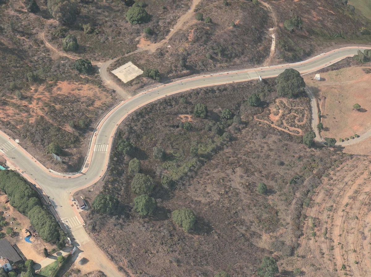 Plot in Mijas