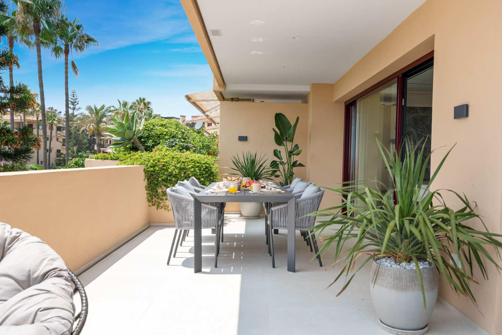 3 Bedroom Apartment in Estepona - Photo 38