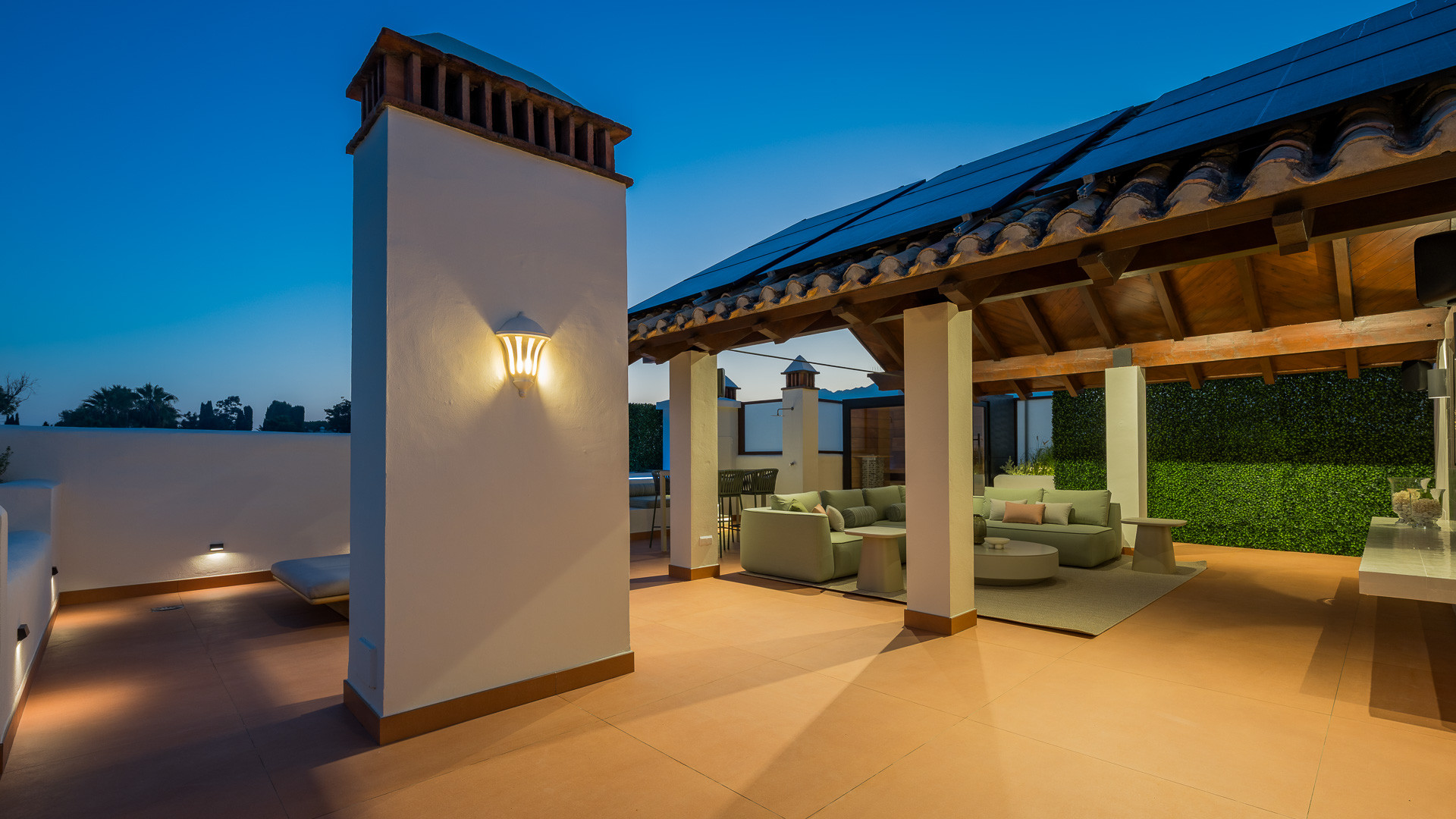 3 Bedroom Penthouse in Estepona - Photo 46