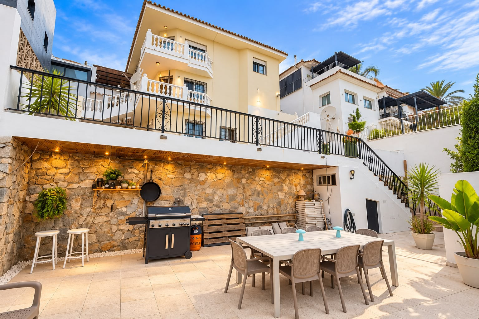 9 Bedroom Villa in Mijas - Photo 4