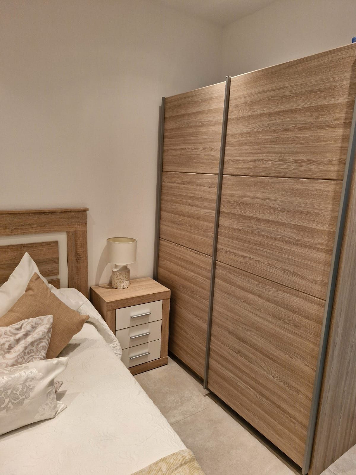 2 Bedroom Apartment in Torremolinos - Photo 5