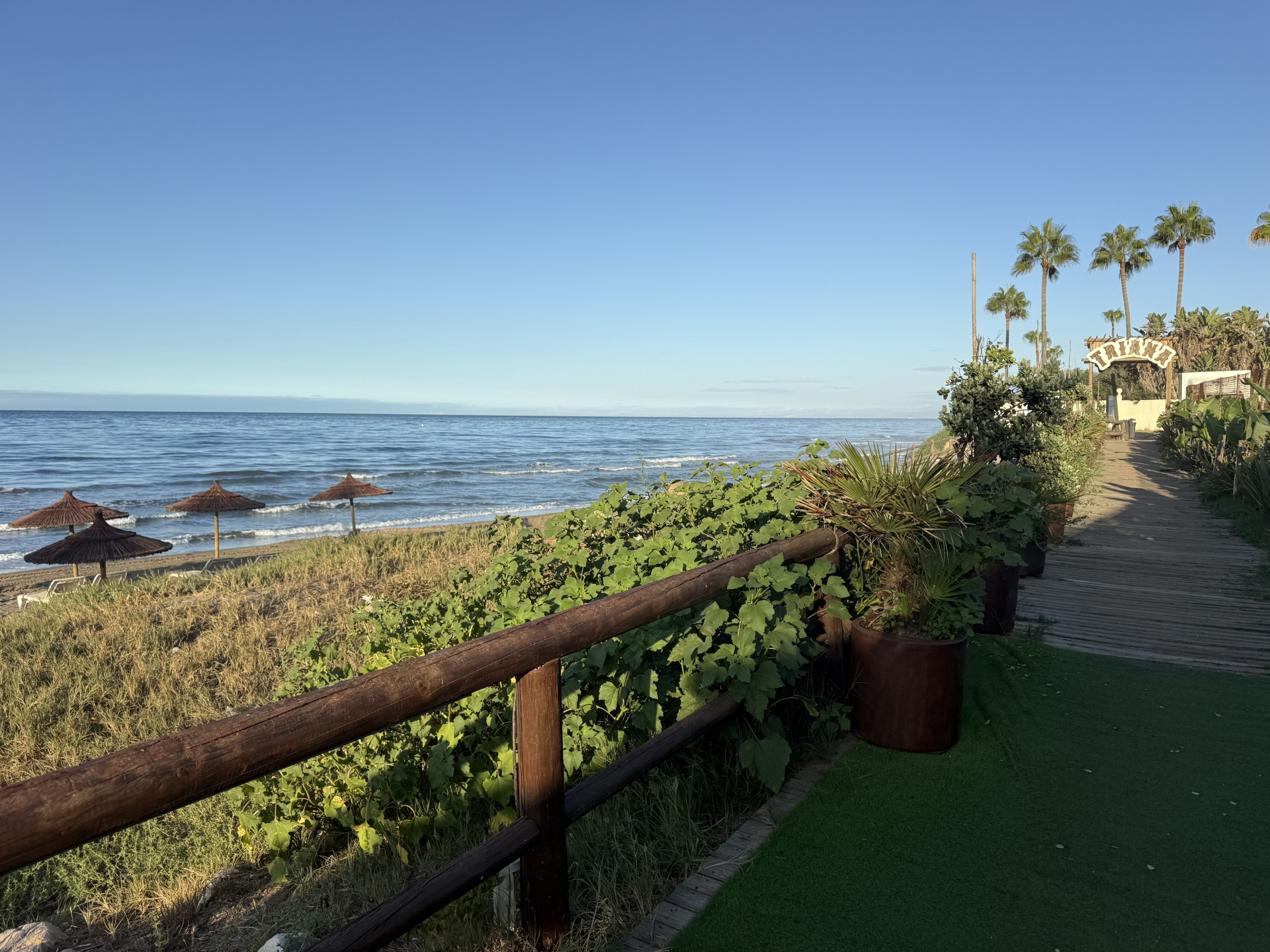 3 Bedroom Villa in Marbella - Photo 3