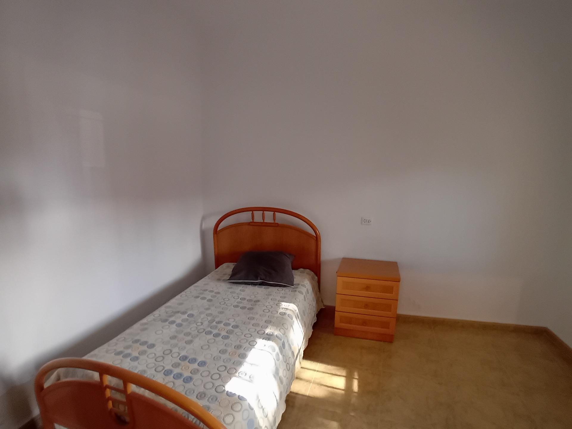 Chalet de 4 dormitorios en Murcia – Foto 8