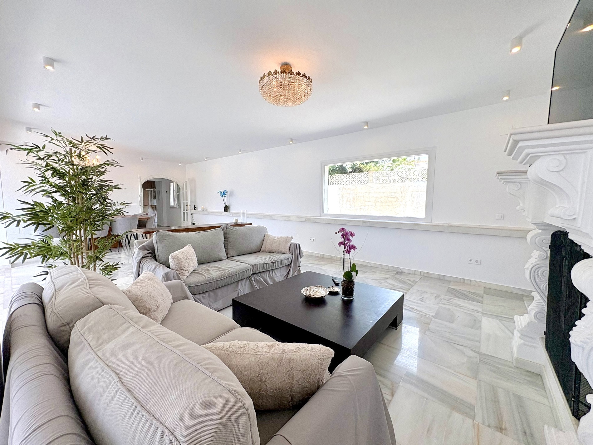 7 Bedroom Villa in Mijas - Photo 8