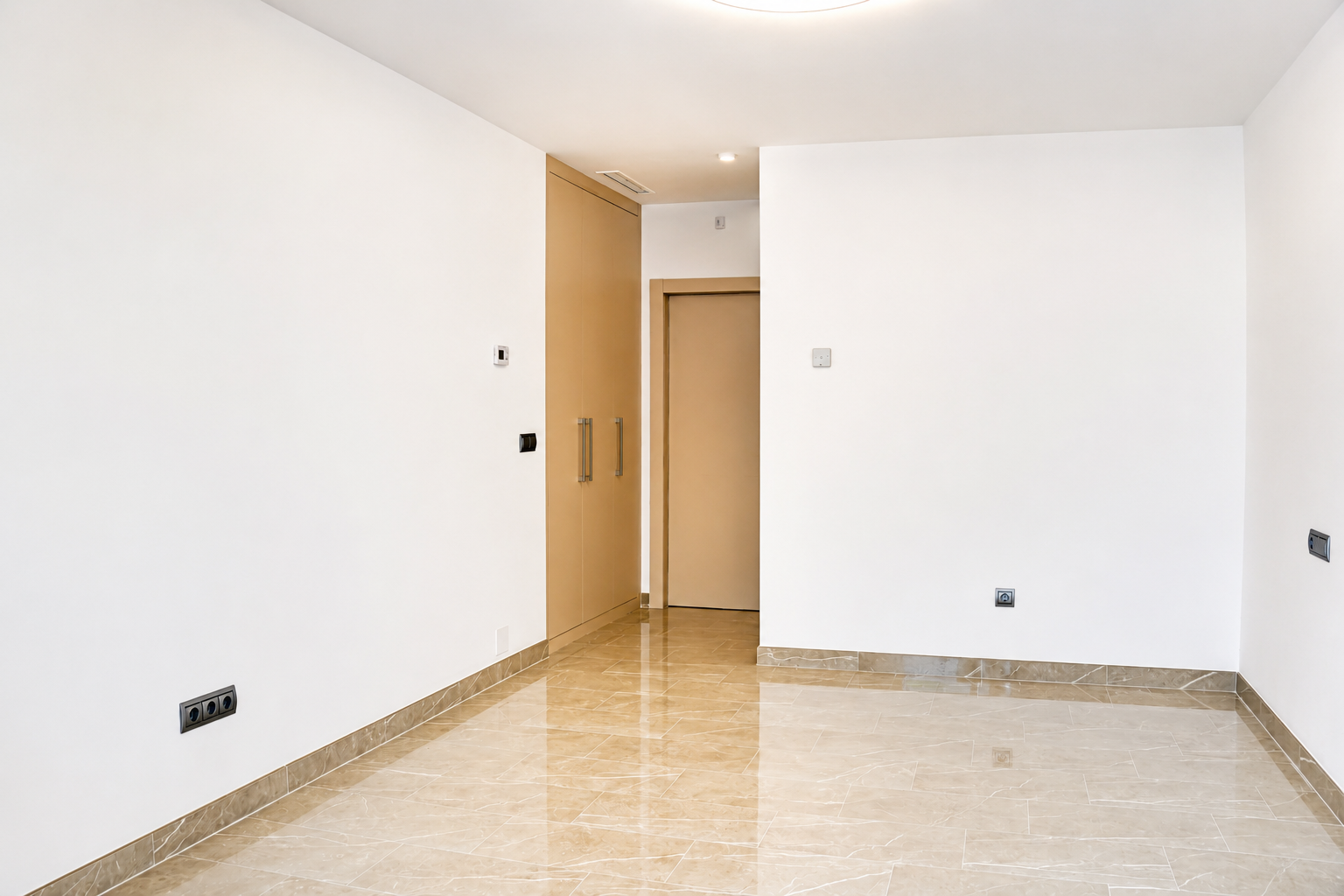 5 Bedroom Villa in Marbella - Photo 22