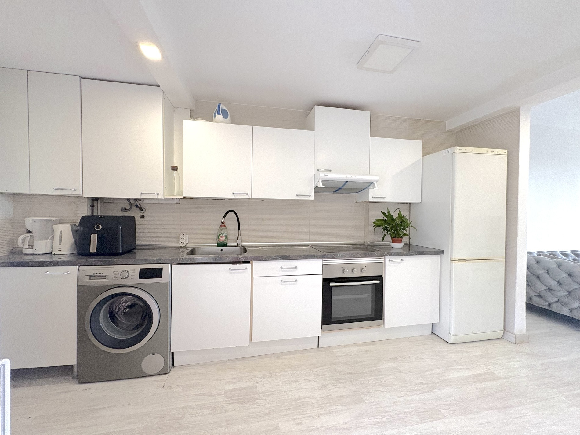 2 Bedroom Apartment in Benalmádena - Photo 11