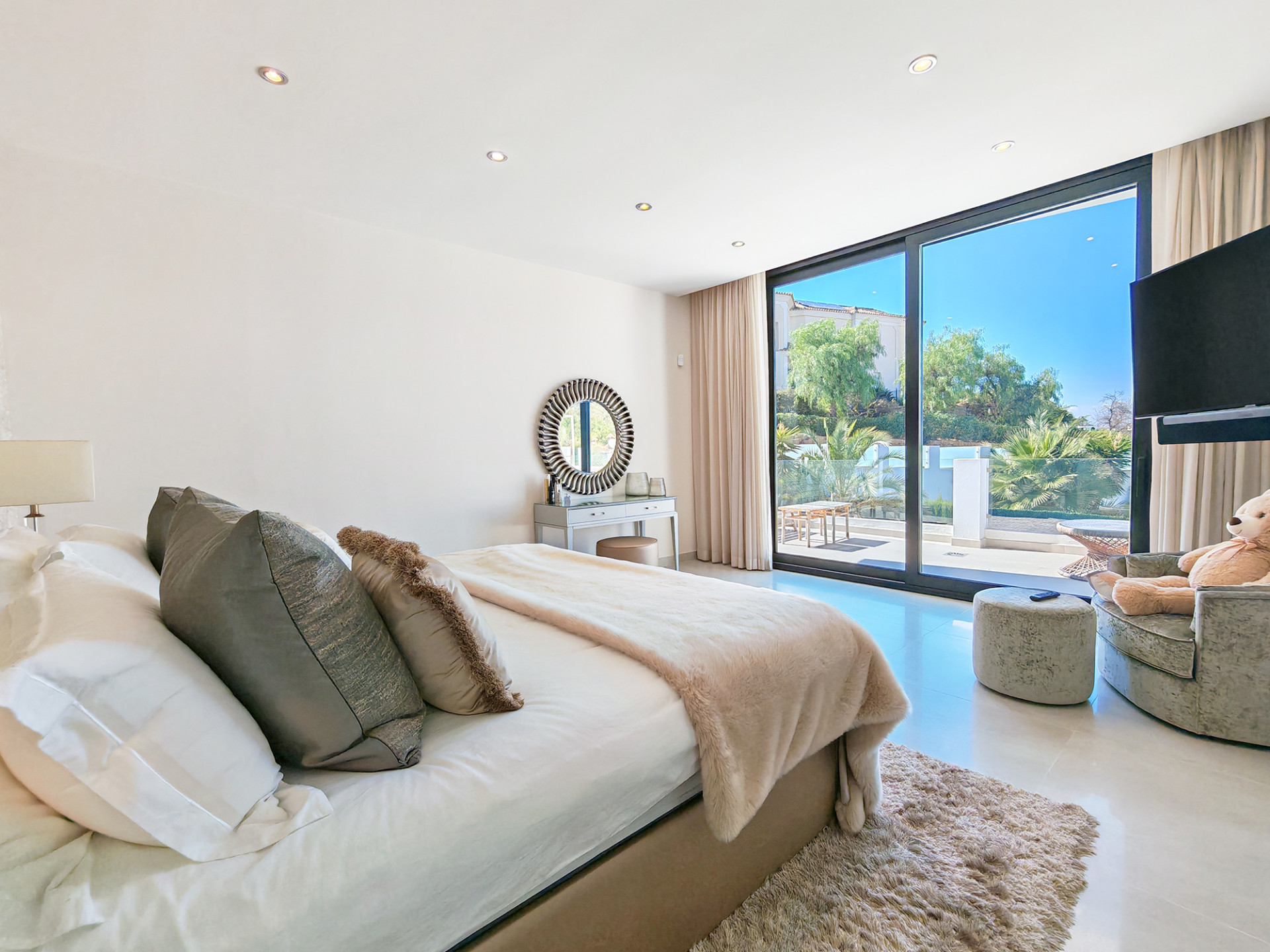 5 Bedroom Villa in Marbella - Photo 15