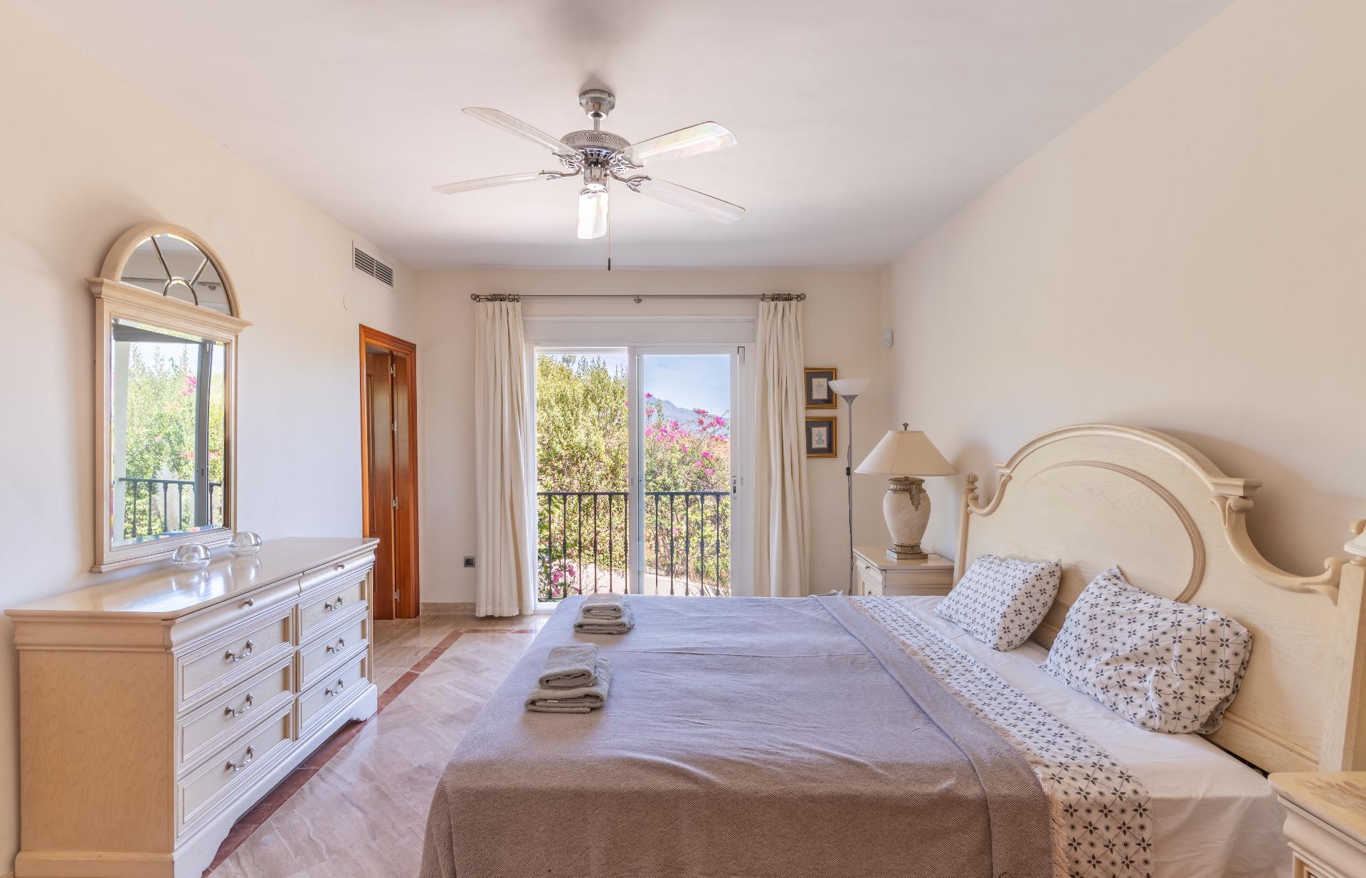 5 Bedroom Villa in Benahavís - Foto 19