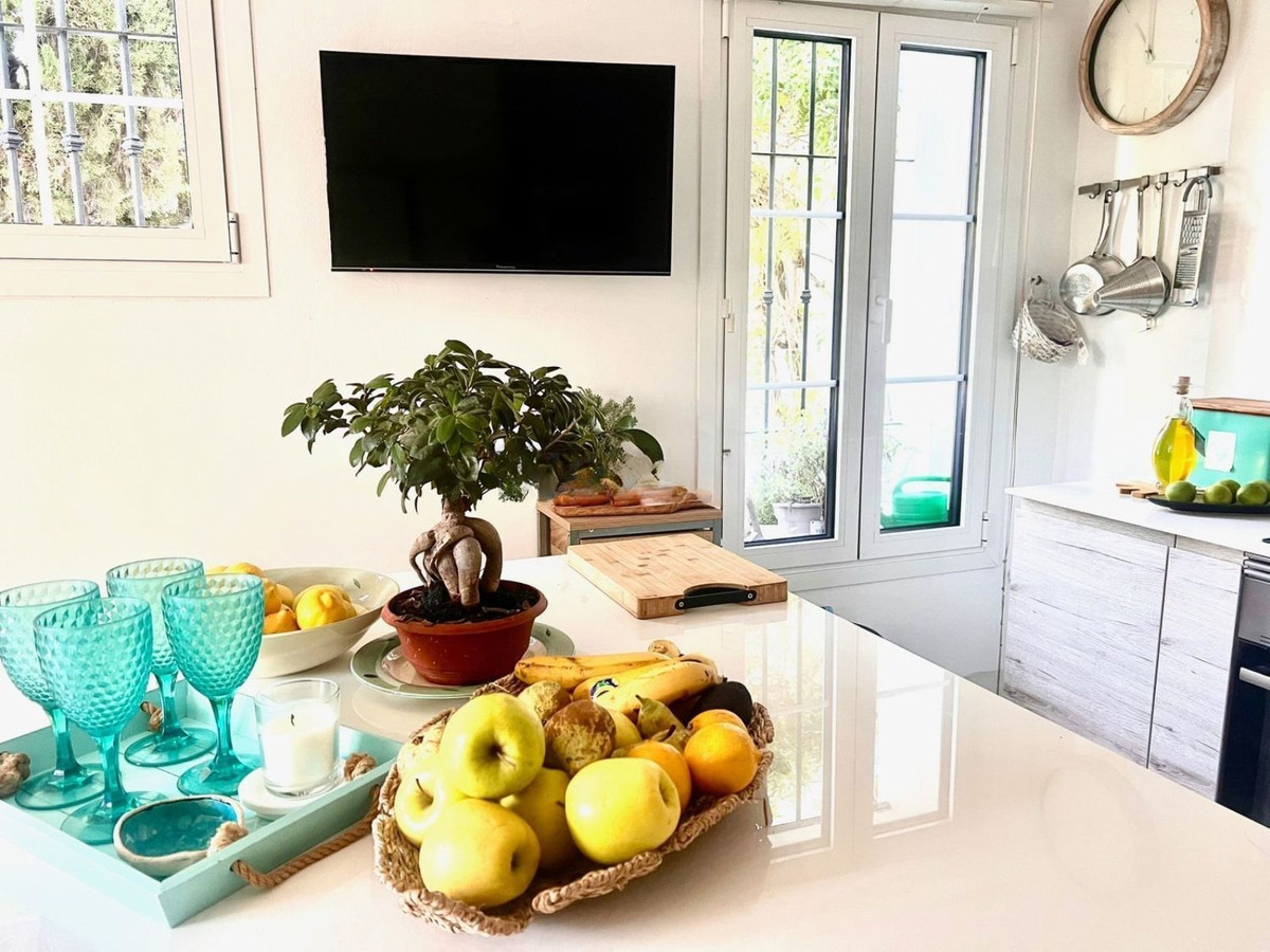 3 Bedroom Townhouse in Marbella - Photo 10
