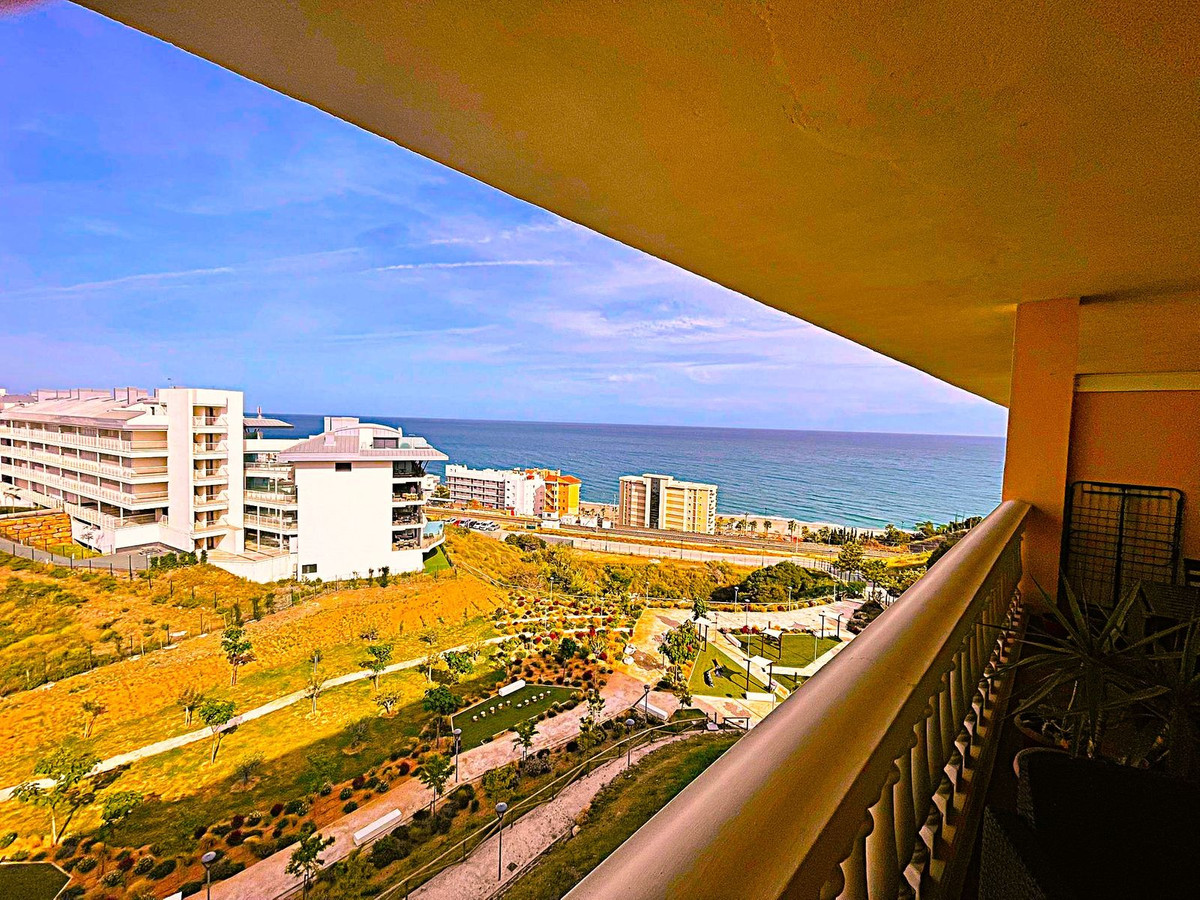 2 Bedroom Apartment in Fuengirola - Foto 2