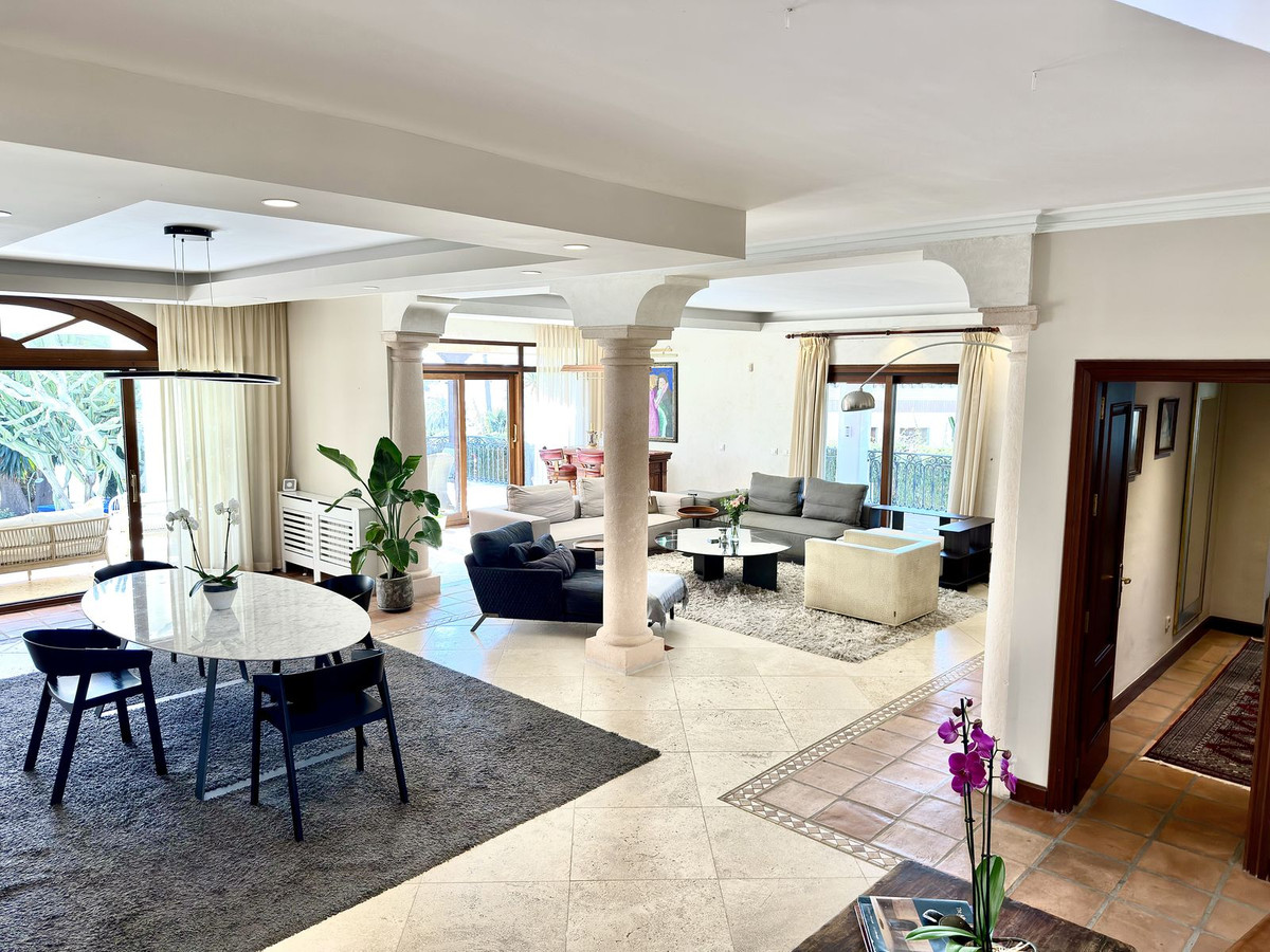 5 Bedroom Villa in Marbella - Foto 20