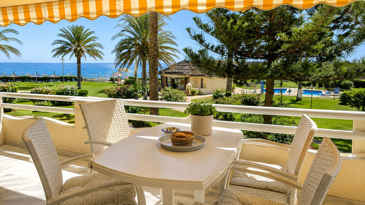 2 Bedroom Apartment in Mijas