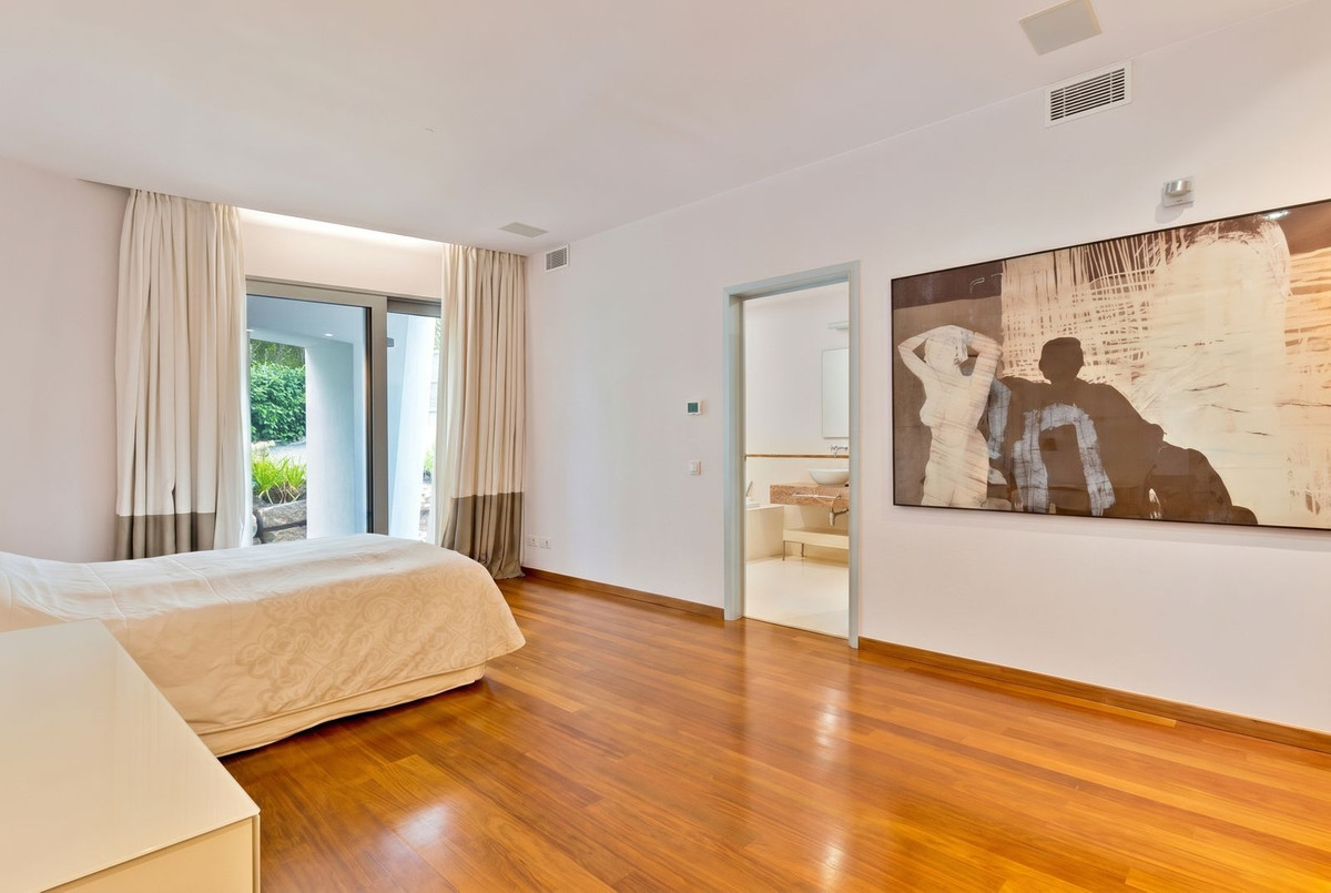 4 Bedroom Townhouse in Marbella - Foto 13