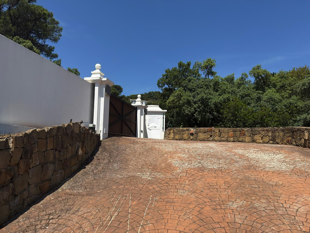 5 Bedroom Villa in Benahavís - Фото 17