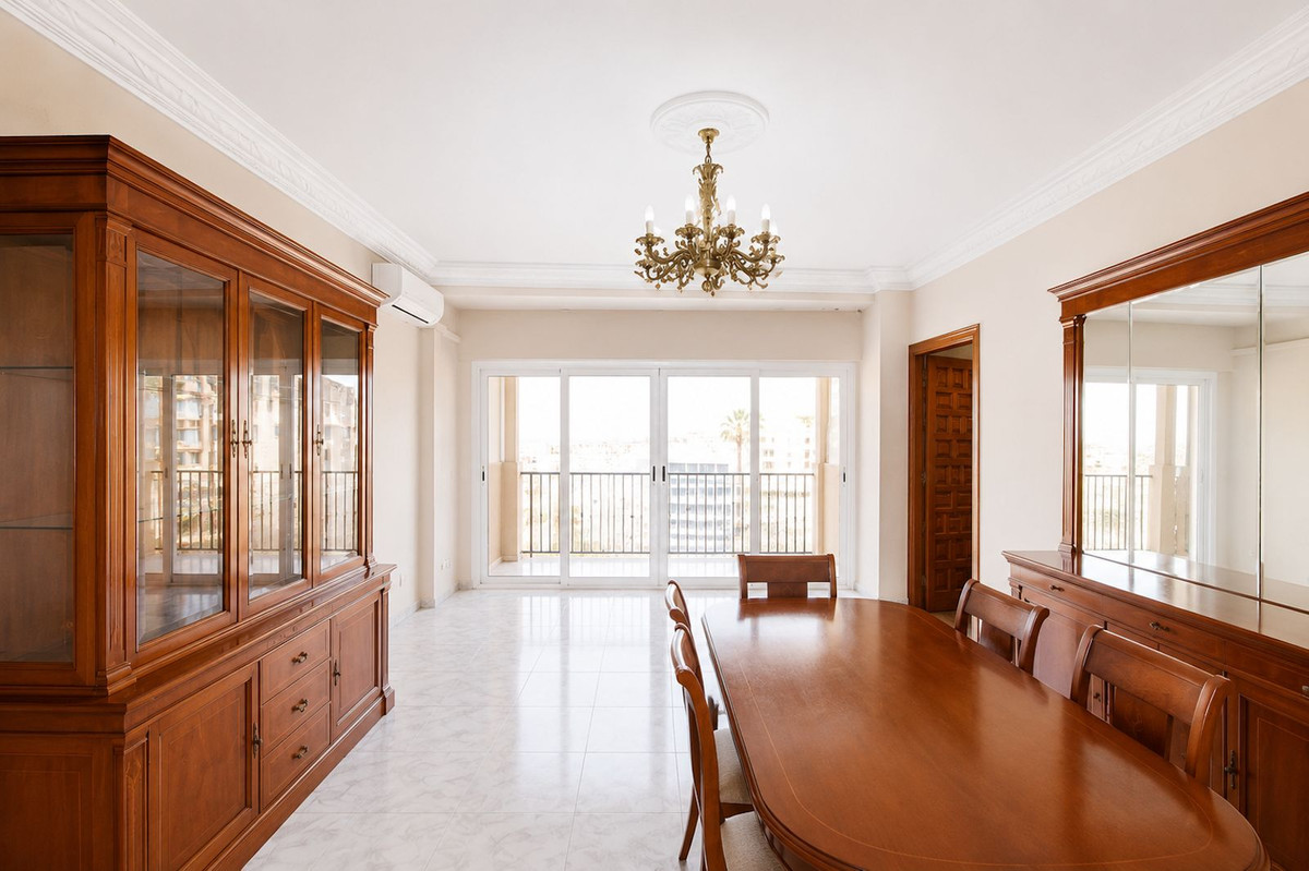 3 Bedroom Apartment in Fuengirola - Foto 4