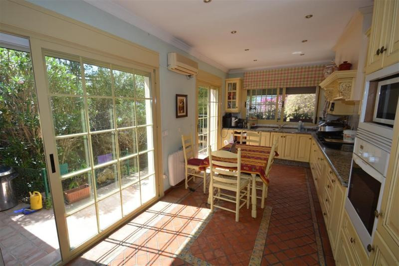 5 Bedroom Villa in San Pedro de Alcántara - Foto 12