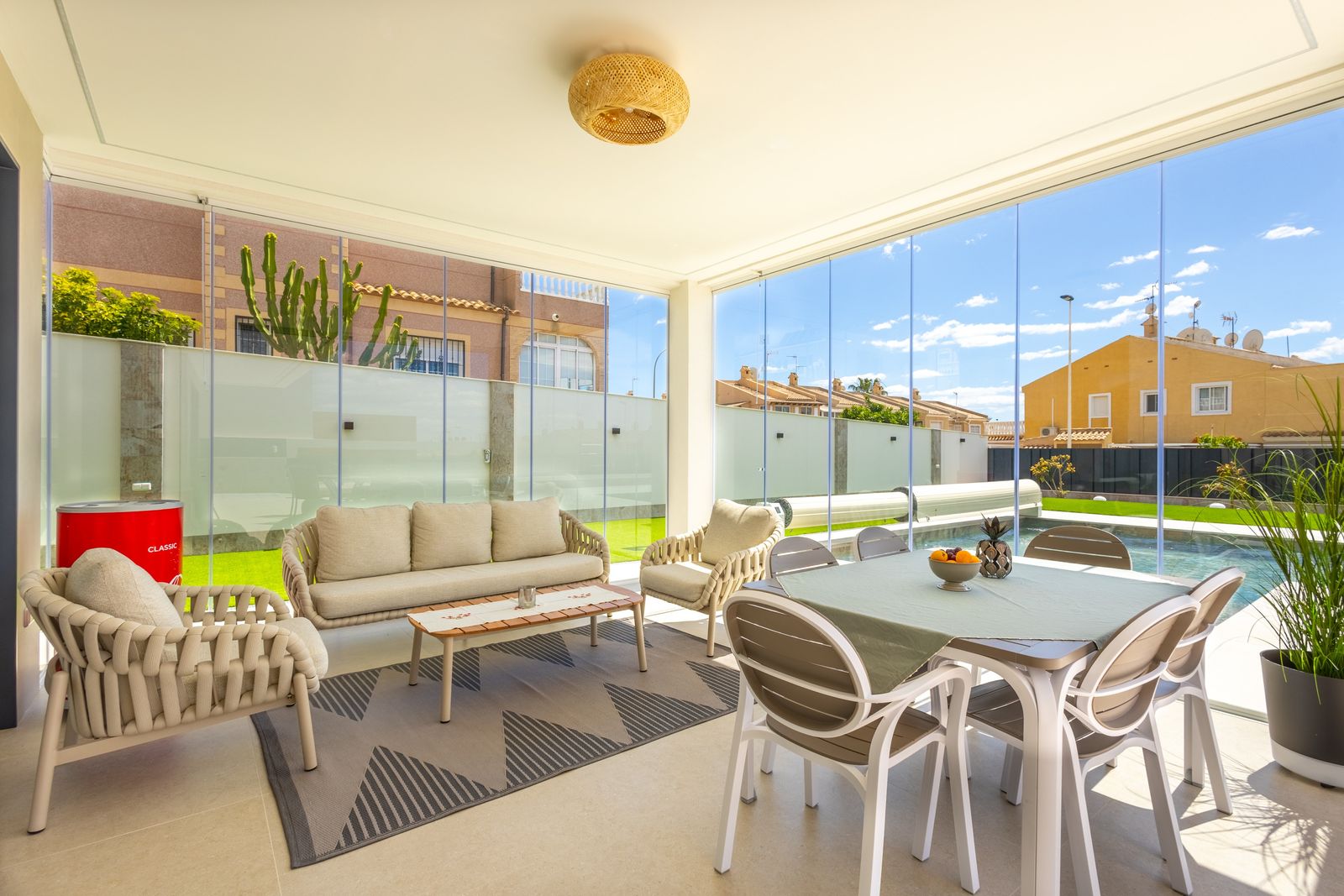Moradia com 4 quartos com piscina em Alicante, Espanha – Foto 23