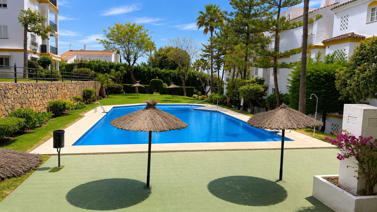 2 Bedroom Apartment in Estepona - Foto 20