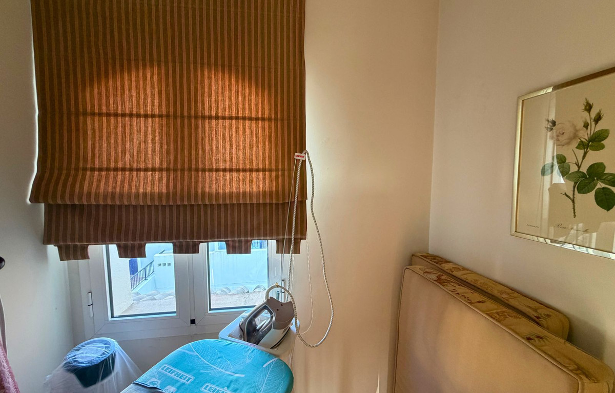 3 Bedroom Townhouse in Marbella - Photo 33