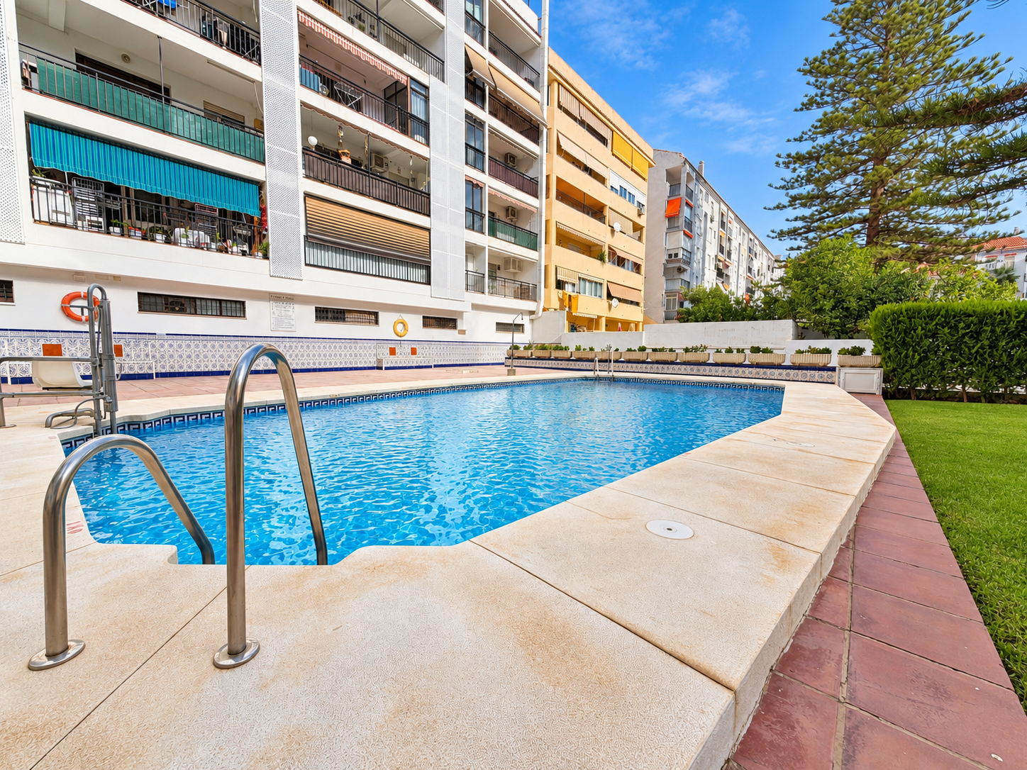 3 Bedroom Apartment in Fuengirola - Photo 13