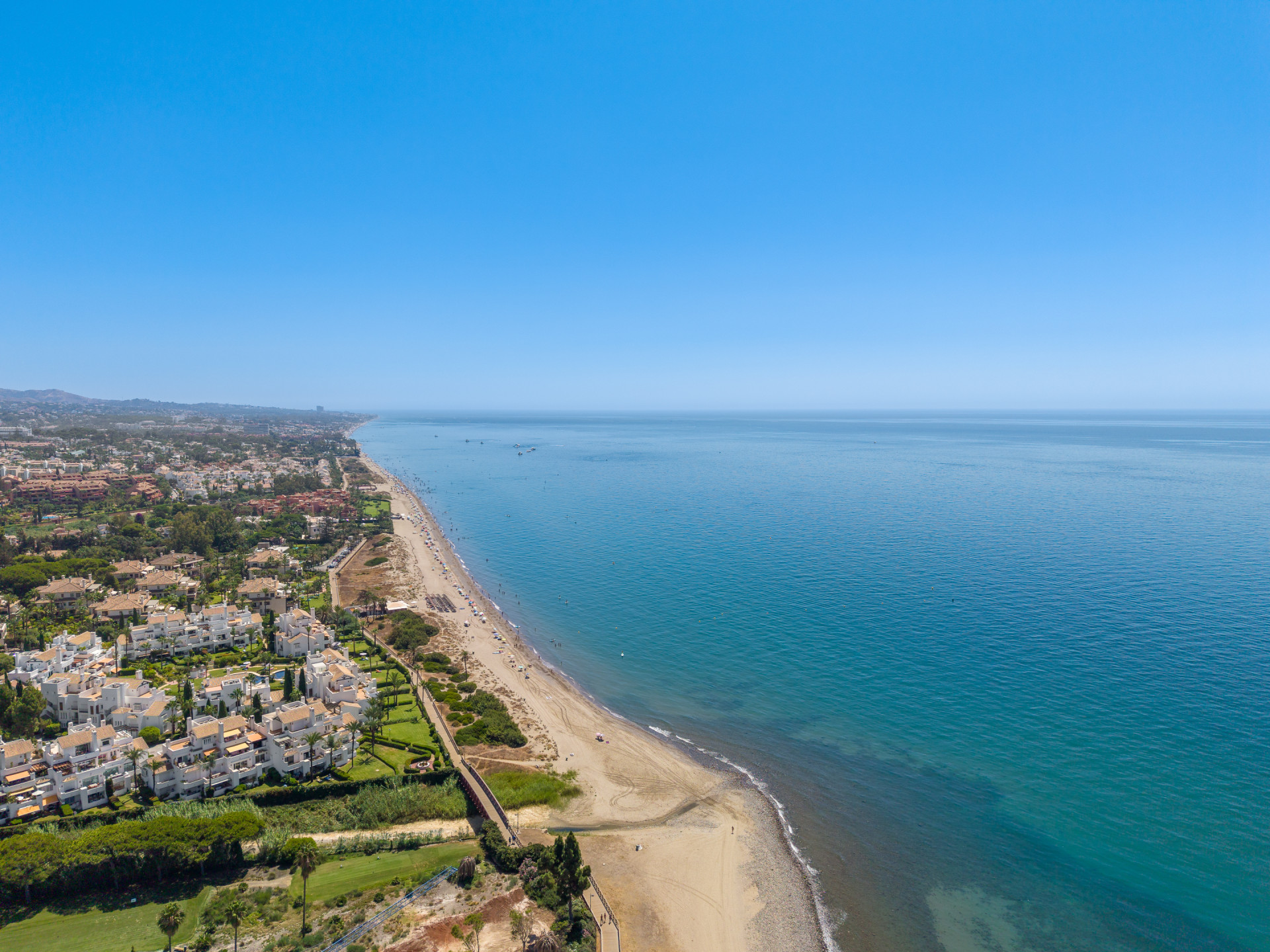 3 Bedroom Apartment in Marbella - Photo 15
