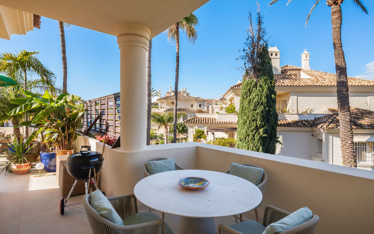 Piso de 3 dormitorios con piscina en Málaga – Foto 27