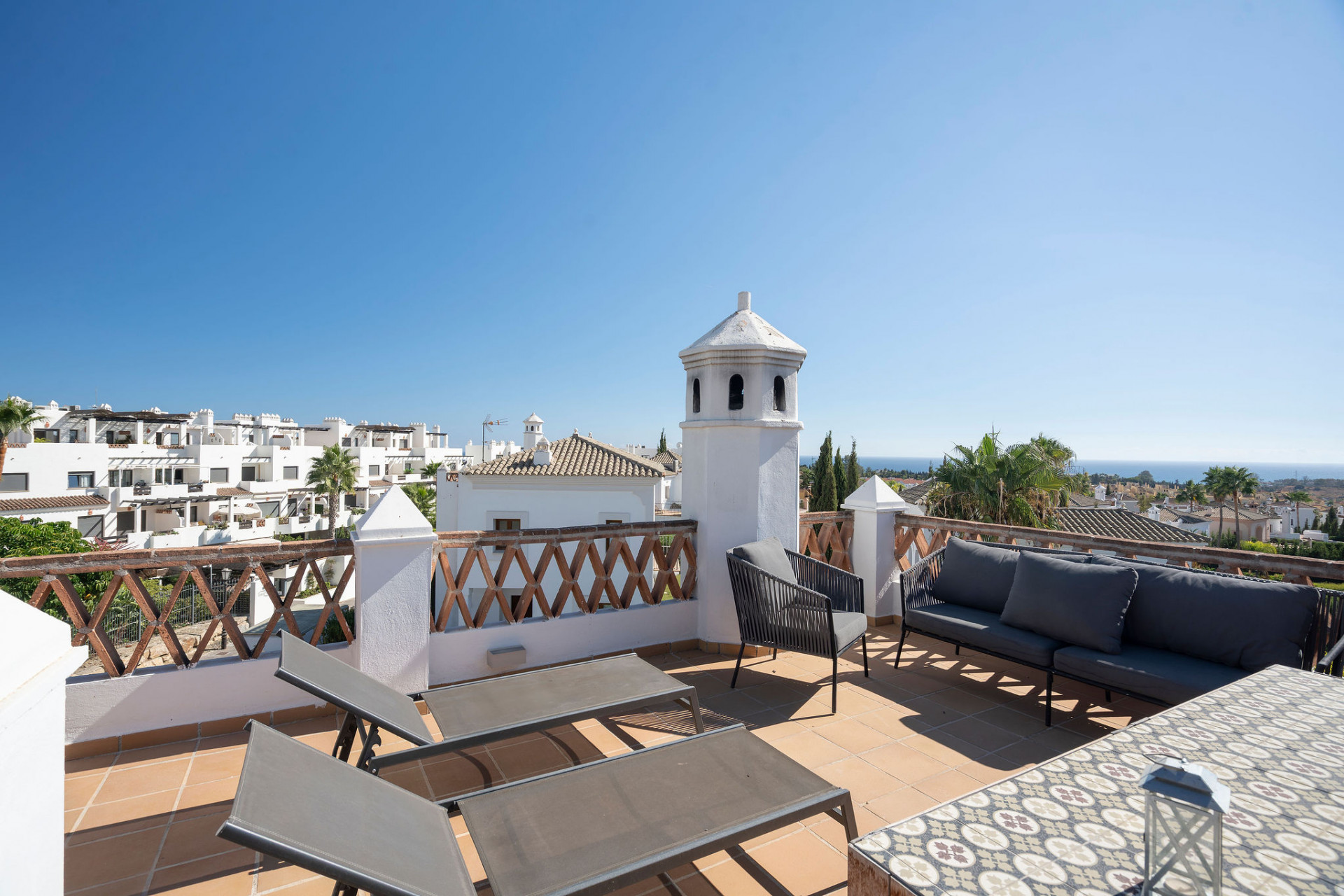 4 Bedroom Villa in Estepona - Photo 32
