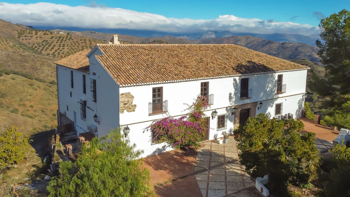 8 Bedroom Country house in Málaga - Photo 61