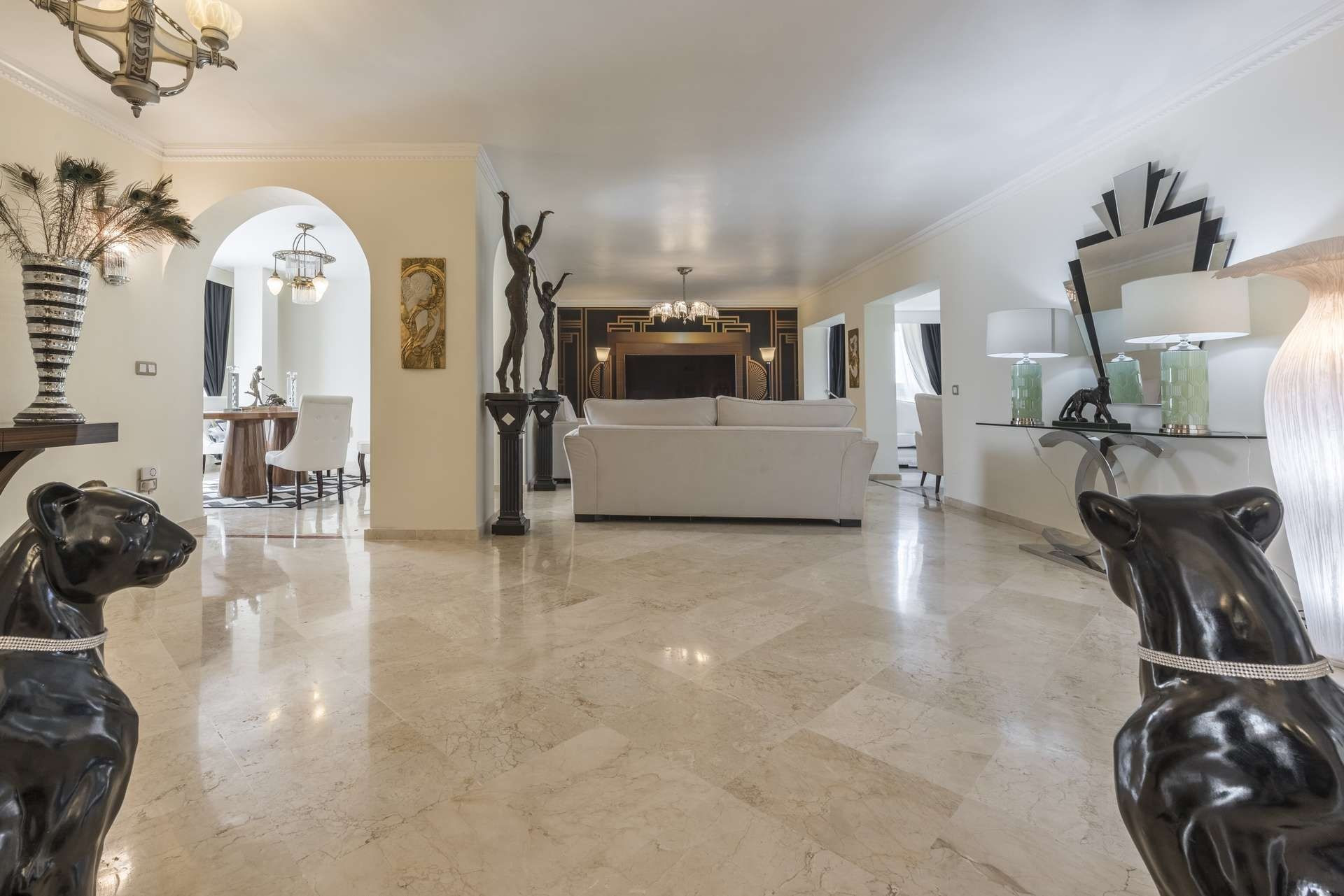 2 Bedroom Penthouse in San Pedro de Alcántara - Photo 2